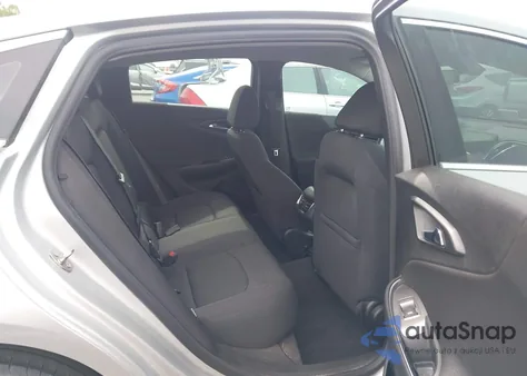 2021 Chevrolet Malibu Fwd Lt from USA, damaged, VIN 1G1ZD5ST2MF072085